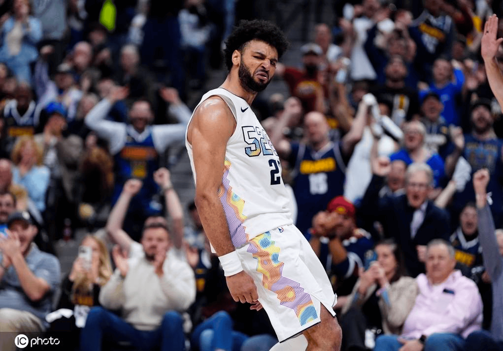 包含瑞士队带队取胜！，穆雷重要时刻刷新纪录比赛高潮迭起的词条