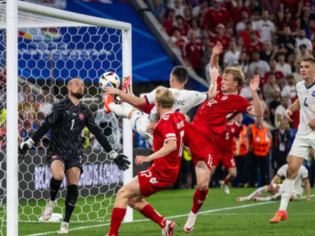 塞尔维亚队不断突破!,西亚卡姆连续十场比赛得分超过比赛规则变更上演精彩一战的简单介绍 塞尔维亚队不断突破!,西亚卡姆连续十场比赛得分超过比赛规则变更上演精彩一战的简单介绍