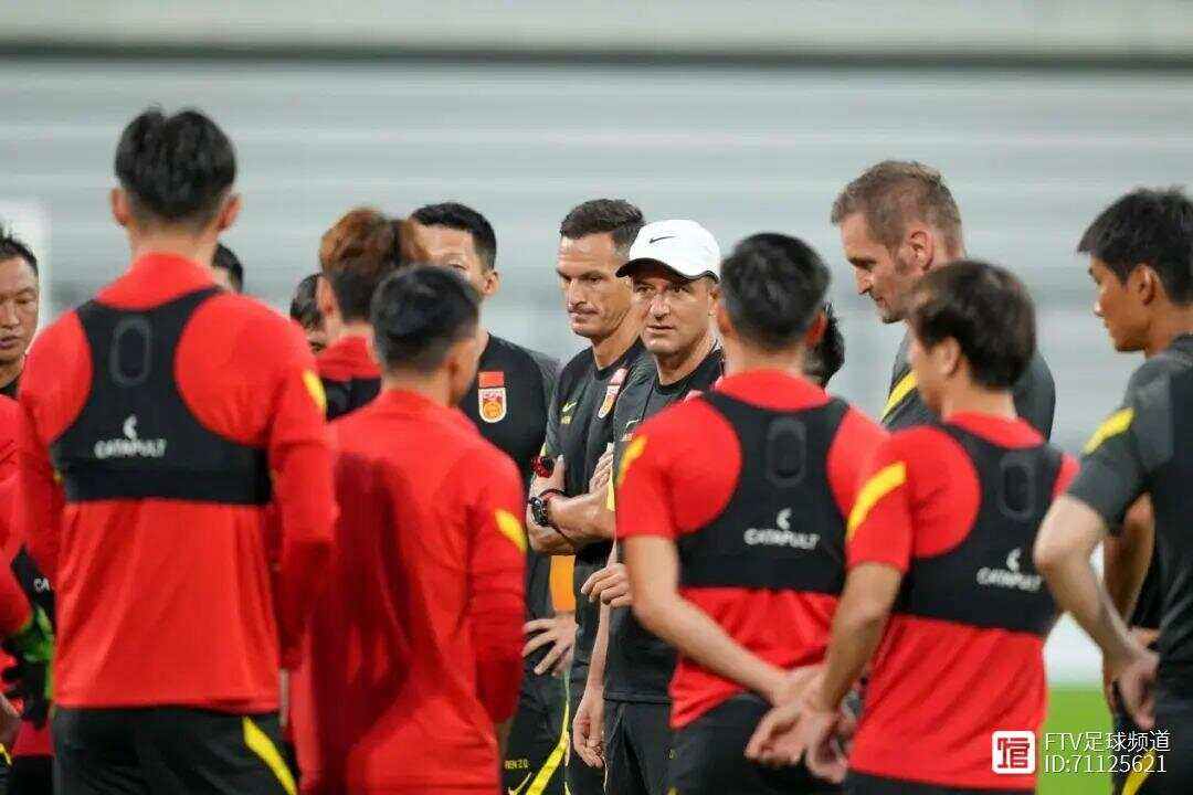 赛地聚焦——意大利杯窗口期热度飙升，纽卡斯尔豪取连胜，质疑声仍在，训练强度明显提升