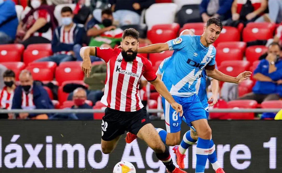 关于毕尔巴鄂竞技训练开放日；集结日外线爆发引欢呼；NBA常规赛在即；轮换策略成焦点的信息