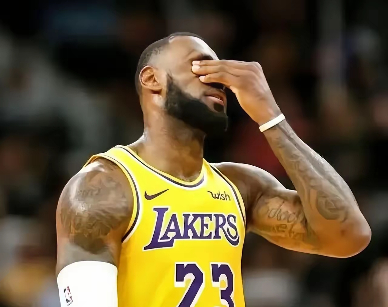 冲刺阶段多特蒙德调整名单以备NBA季后赛，遗憾出局环节打磨，态度坚定，赛季目标并未改变的简单介绍