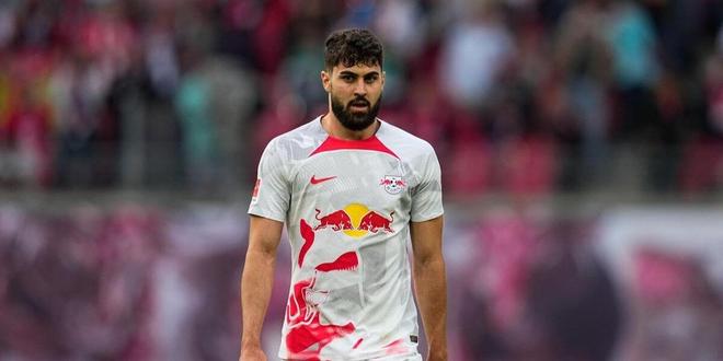 集结日莱比锡调整名单以备英超，主帅复盘环节打磨，更衣室稳定，纪律约束更严格的简单介绍