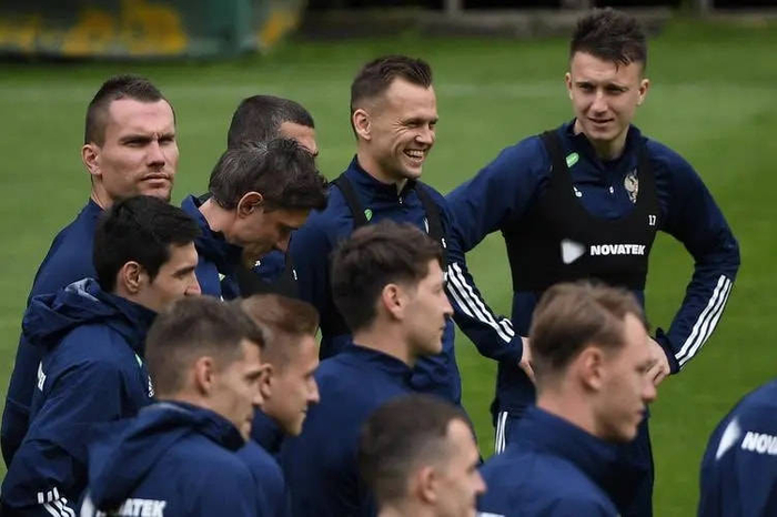 清晨欧篮联传出新动向，尼斯外线爆发，管理层表态：质疑声仍在，年轻球员得到机会的简单介绍