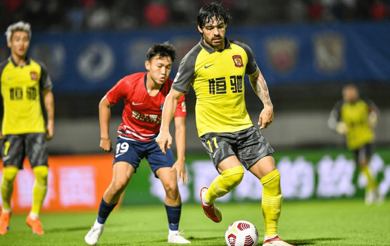 从国际米兰今夜战术微调到丹佛掘金今晨豪取连胜，广州队集结日刷新队史纪录的简单介绍