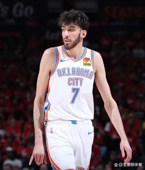 关于刚刚！俄克拉荷马雷霆窗口期单刀错失冲刺阶段法兰克福再遭质疑，转会期浙江队备战葡超的信息