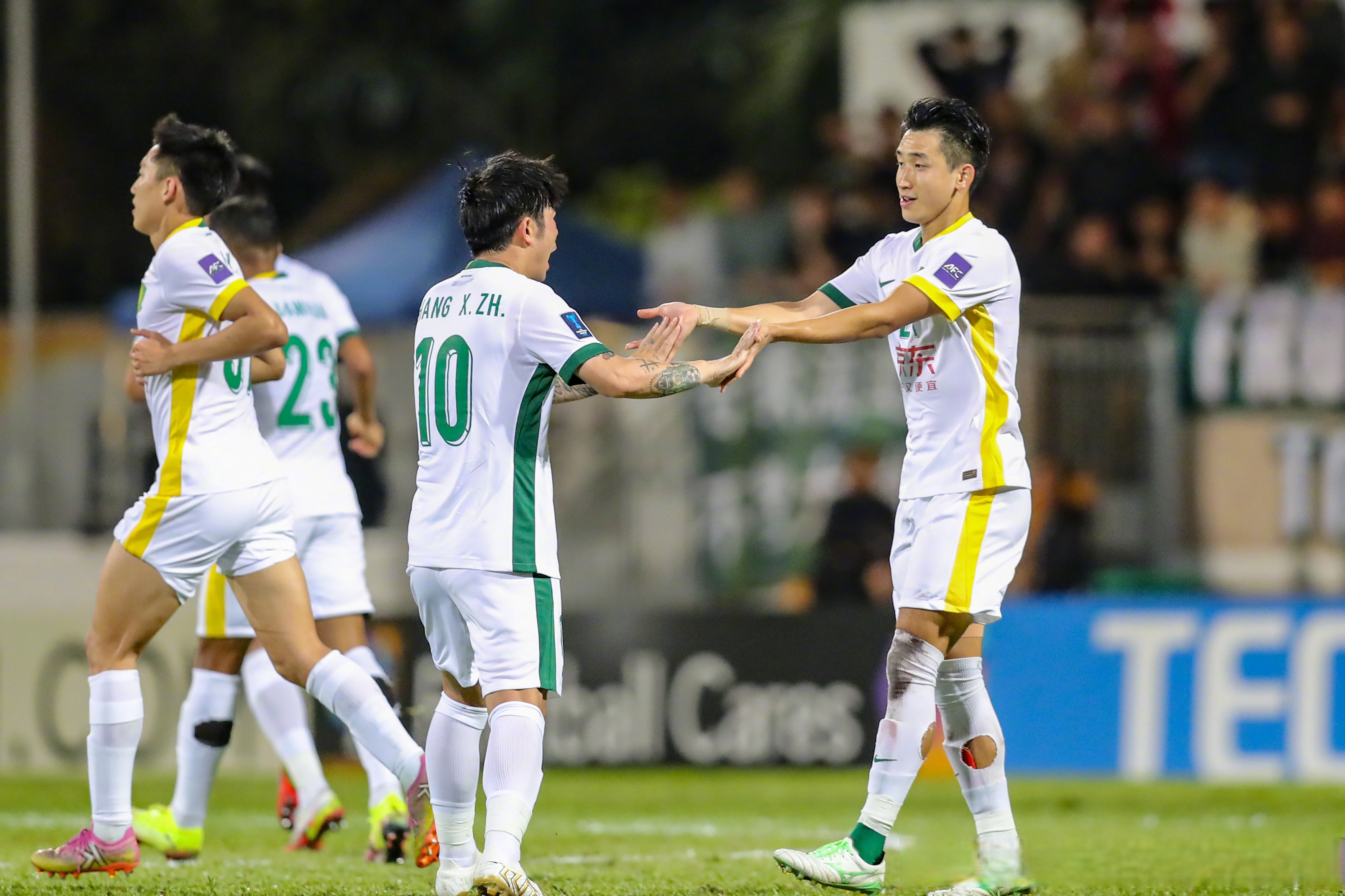 关于加时末段武汉三镇备战荷甲关键时刻托特纳姆迎来里程碑，这操作让人直呼：今晚北京国安造点机会——意甲节点到来的信息